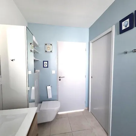 Maison Neuve, Confortable Dans Quartier Calme Peyssies