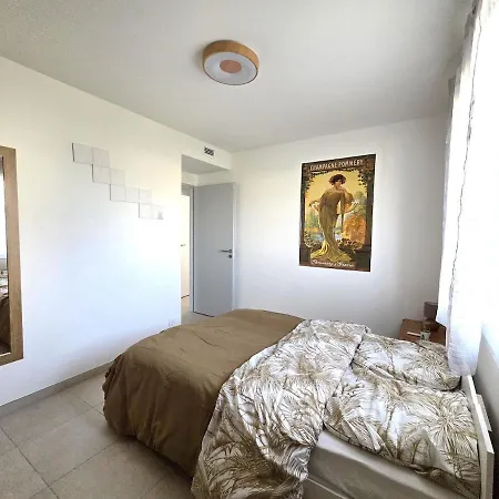 Maison Neuve, Confortable Dans Quartier Calme Feriehus Peyssies